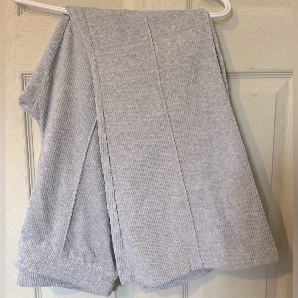 Aerie light gray, flared, high-waisted, tapered pants